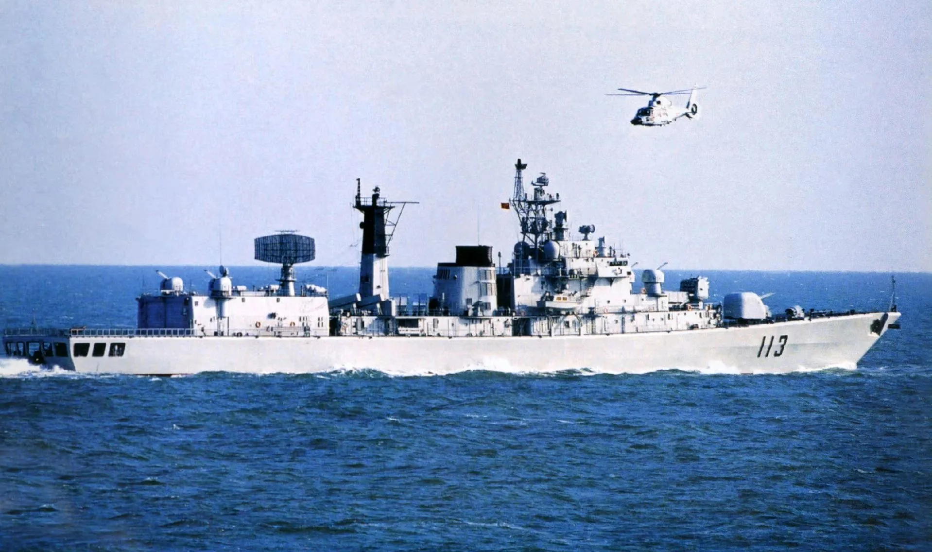 青岛号导弹驱逐舰中国海军的重要力量