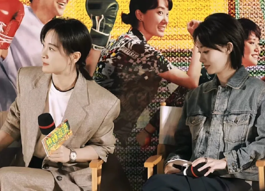 张小斐被宣布获影后下意识直奔贾玲给一朵小红花全场激动坏了